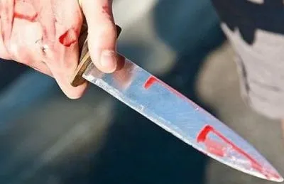 Мужчина ударил ножом сожительницу и малолетнего ребенка