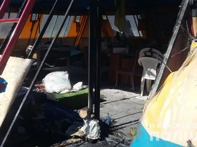 В центре Харькова подожгли волонтерский палатку
