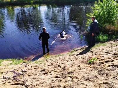 На Житомирщині у річці втопився чоловік