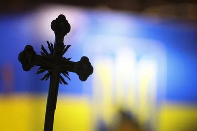 Майже половина православних в Україні заявили про належність до ПЦУ – опитування