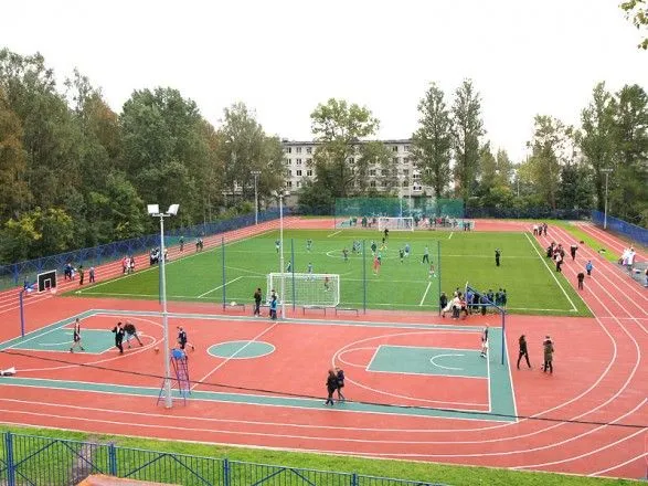 В Днепропетровской области строят 30 школьных стадионов
