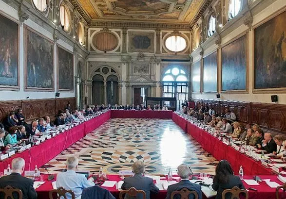 Венеціанська комісія проаналізує закон про мову