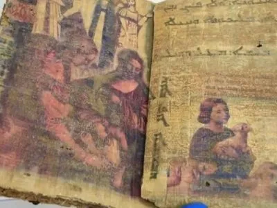 В Турции задержали контрабандистов за попытку продать старинный папирус