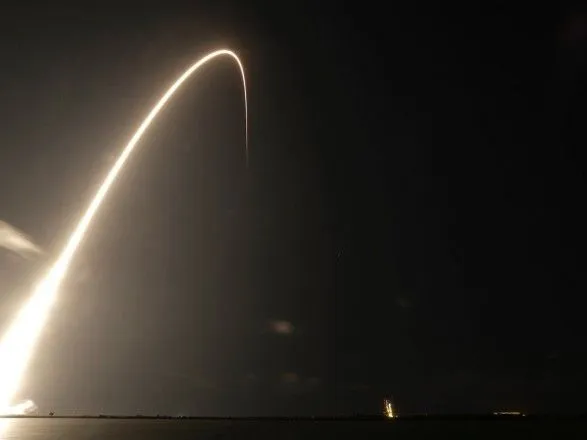 60 супутників з ракети Falcon 9 цієї ночі пролетять над Україною