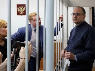 Колишній морпіх США поскаржився на погрози та залякування в російській в'язниці