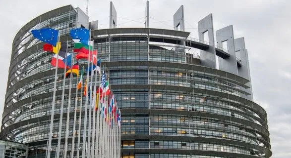 Новий склад Європарламенту і якою буде більшість