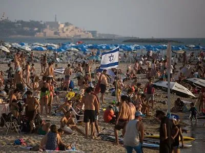 Израиль накрыла жара