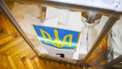 Понад 370 українців змінили місце голосування перед виборами в Раду