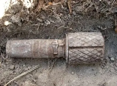 Во Львове рабочие выкопали 10 устаревших гранат