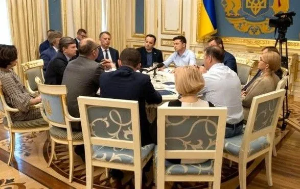 В АП обнародовали стенограмму встречи Зеленского с руководством Верховной Рады 21 мая