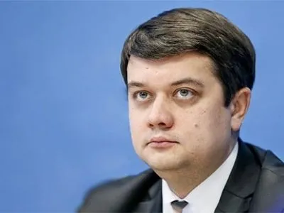 Разумков заявив, що не згодний з позицією Шефіра щодо мовного закону
