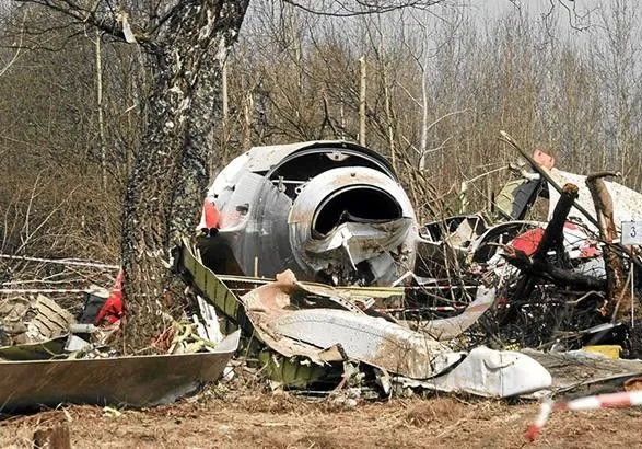 Польские следователи заканчивают сегодня обзор разбитого ТУ-154М в Смоленске