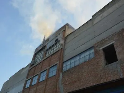 Пожар на заводе по изготовлению туалетной бумаги в Днепре потушили