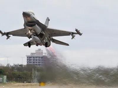 США схвалили поставки F-16 в Болгарію