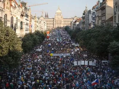 У Празі пройшла демонстрація проти уряду, одна з найбільших з часів революції 1989 року