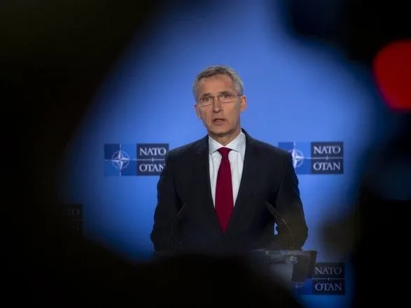 НАТО предложило России "проявить волю" для спасения договора о ракетах