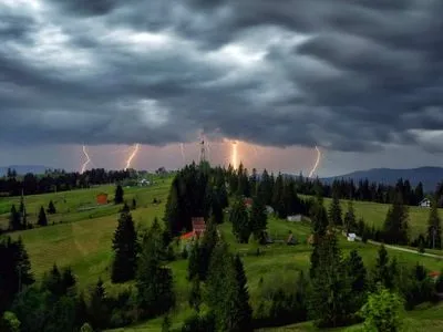 В Україні оголосили нове штормове попередження