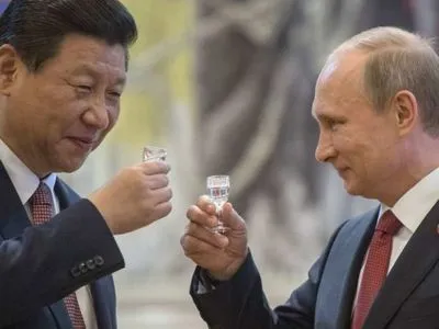 Росія та Китай обіцяють форсувати перехід на розрахунки у нацвалютах