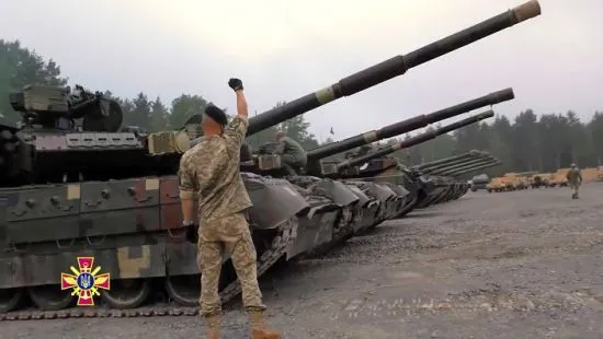 На Донбассе украинские военные провели нестандартные учения на танках
