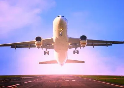 В Україні одну з авіакомпаній позбавили права на перельоти