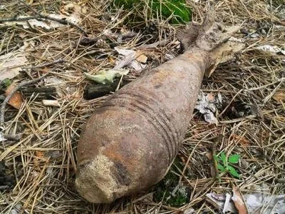 В Киеве возле озера нашли снаряды времен Второй мировой