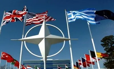 НАТО "с беспокойством" следит за политическим кризисом в Молдове