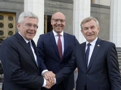 Двери в НАТО и ЕС должны быть открытыми для Украины - спикер польского парламента