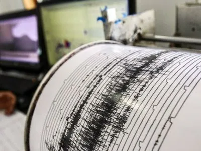 В Индонезии снова произошло мощное землетрясение
