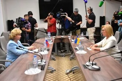 Денисова в Москве встретилась с Москальковой: говорили об освобождении заключенных