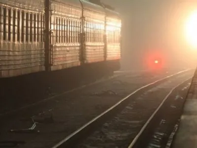 Поїзд на Чернігівщині на смерть збив чоловіка