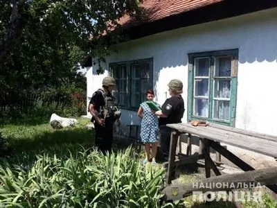На Луганщине в результате обстрела повреждена крыша частного дома