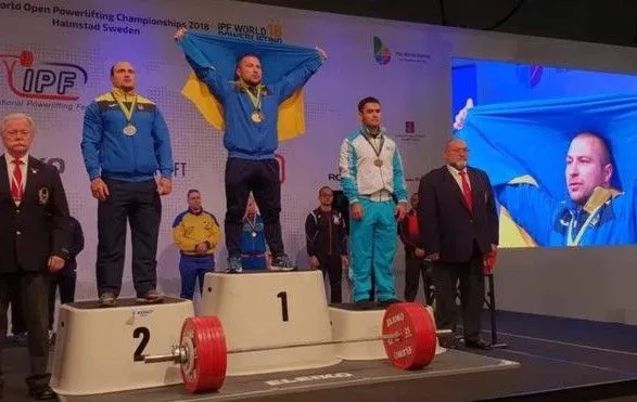 Украинцы завоевали ряд медалей на юниорском ЧМ по пауэрлифтингу
