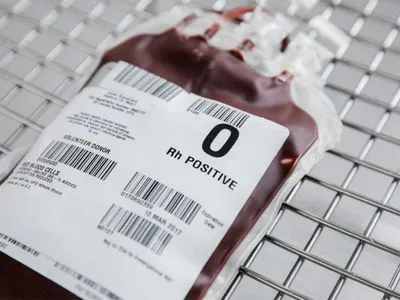 Універсальну донорську кров створили у Канаді