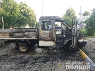 Вблизи Гостомельского сельсовета подожгли автомобиль