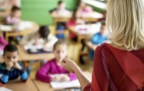 В Украине вводят новую форму получения школьного образования
