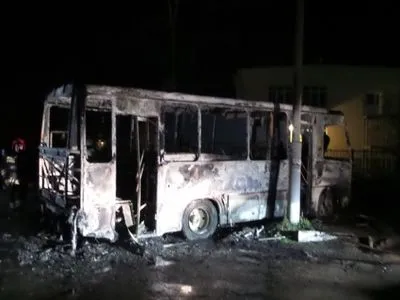 Під Києвом на стоянці згоріли 10 автобусів "Богдан"