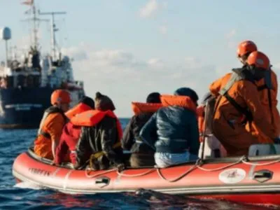 Човен із 40 мігрантами затонув біля берегів Туреччини