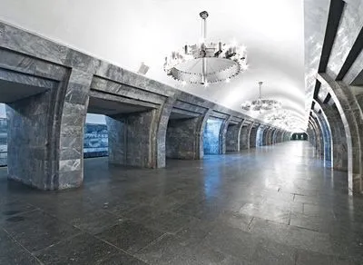 Взрывчатку на станции метро "Олимпийская" не нашли