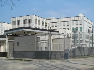 Взрывчатку в посольстве США в Киеве не нашли