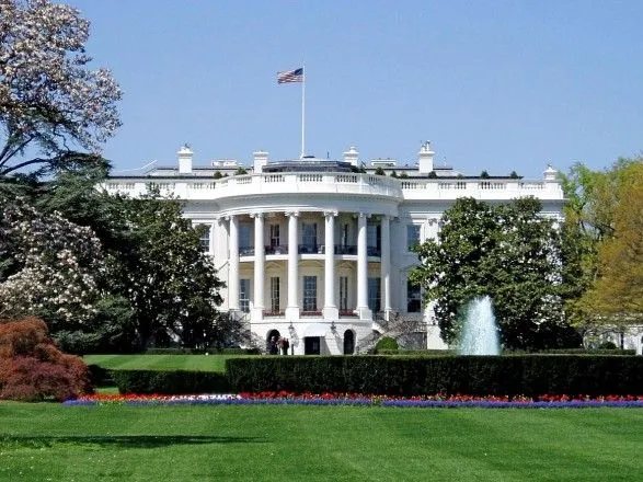 У США поліція оточила територію навколо Білого дому через кинутий рюкзак