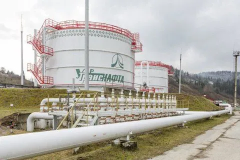 "Укртранснафті" треба до п’яти місяців для звільнення від "брудної" нафти з РФ