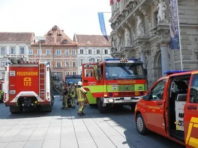 Невідомі намагалися підпалити суд, вокзал та ратушу в австрійському Граці