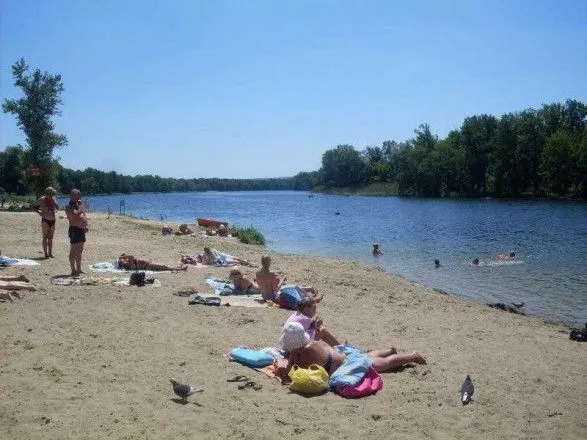 В Луганской области полиция расследует массовое отравление детей после купания на пляже