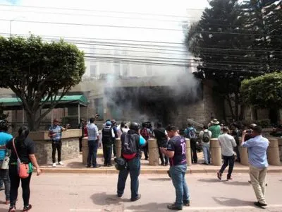 Президент Гондурасу наказав розгорнути війська по всій країні на тлі акцій протесту