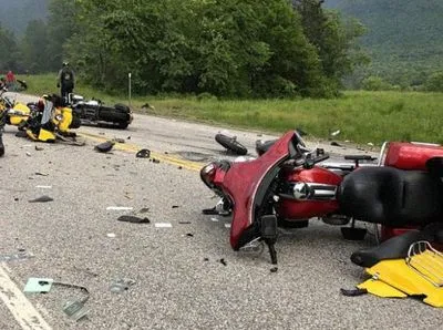 У США внаслідок зіткнення з пікапом загинули семеро мотоциклістів