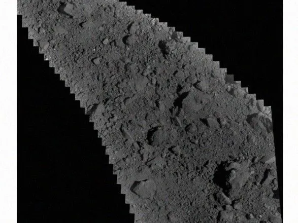 Японский зонд "Хаябуса-2" изучил место для второго забора грунта с астероида