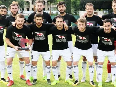 Гравці трьох футбольних команд Грузії вийшли на поле в футболках з антиросійськими гаслами