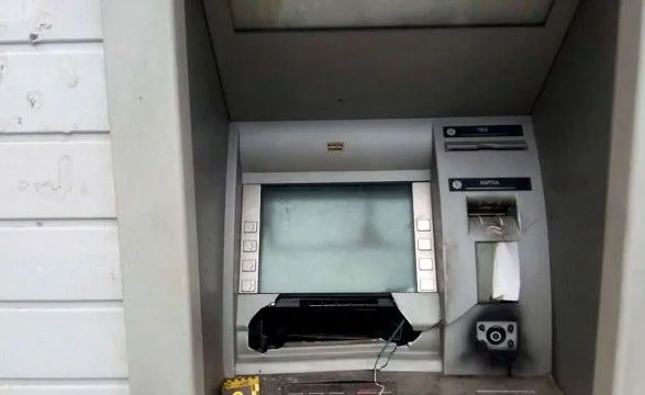na-zhitomirschini-pograbuvali-bankomat