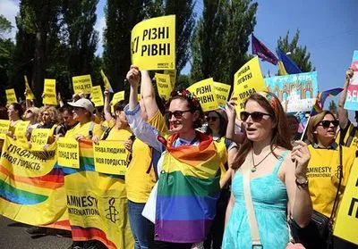 Металлоискатели, фильтрационные пункты и служебные собаки: как в Киеве подготовились к Маршу равенства