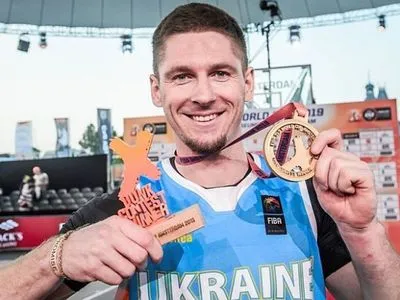 Украинец стал чемпионом мира по слэм-данкам